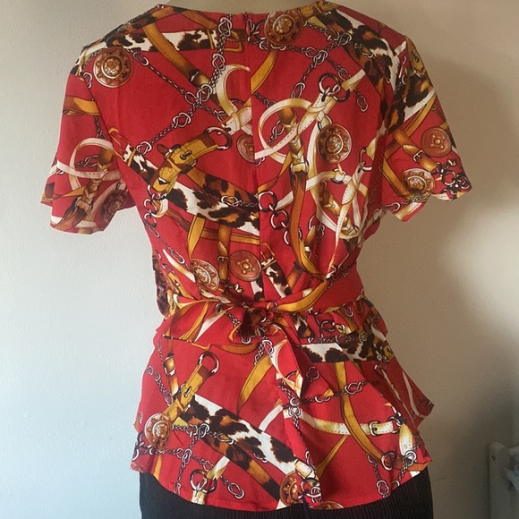 Red printed blouse. New blouse beautiful. - Picture 4 of 7
